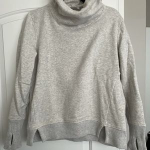 Athleta Grey M turtleneck sweatshirt